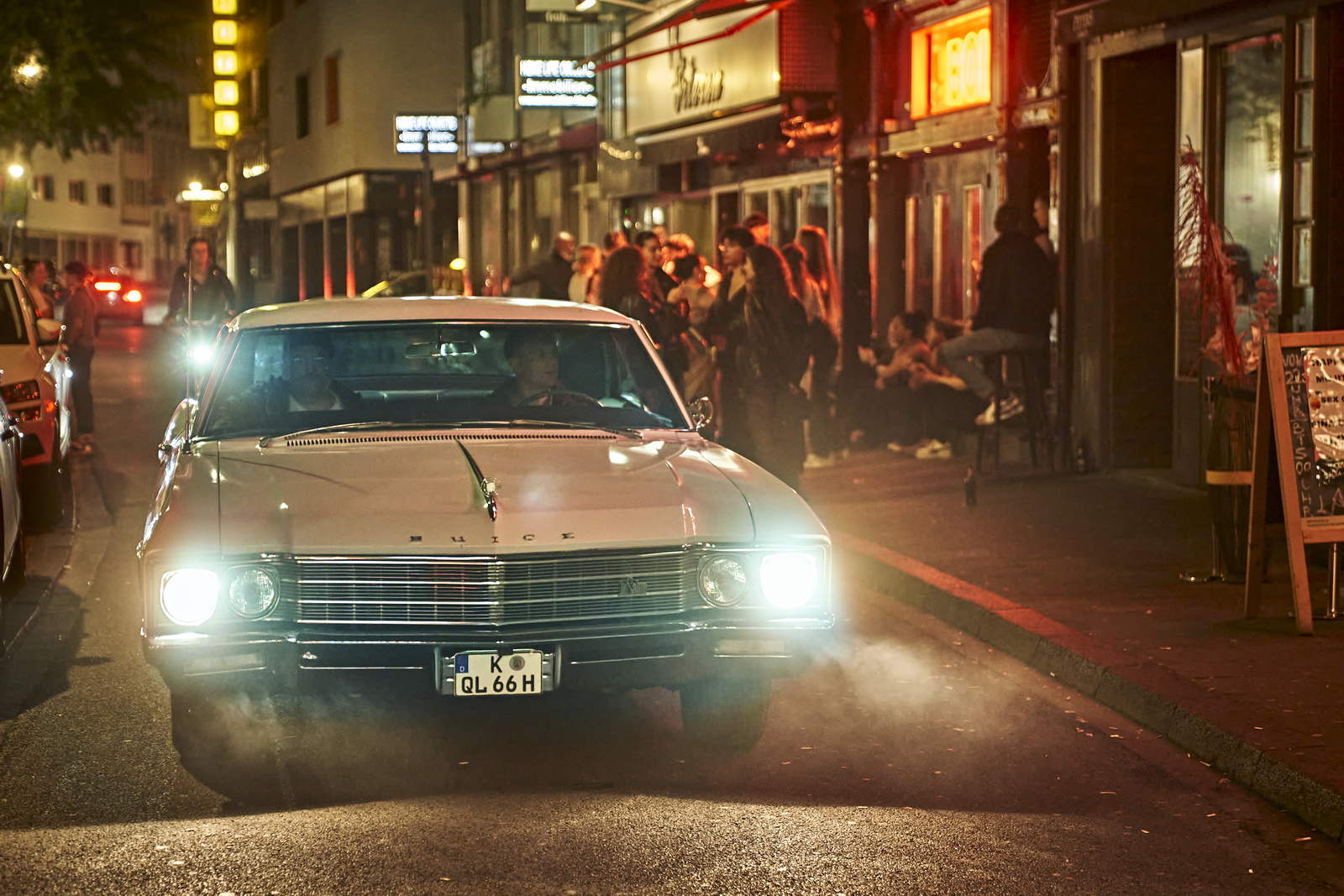 Buick Le Sabre 400 Köln bei Nacht